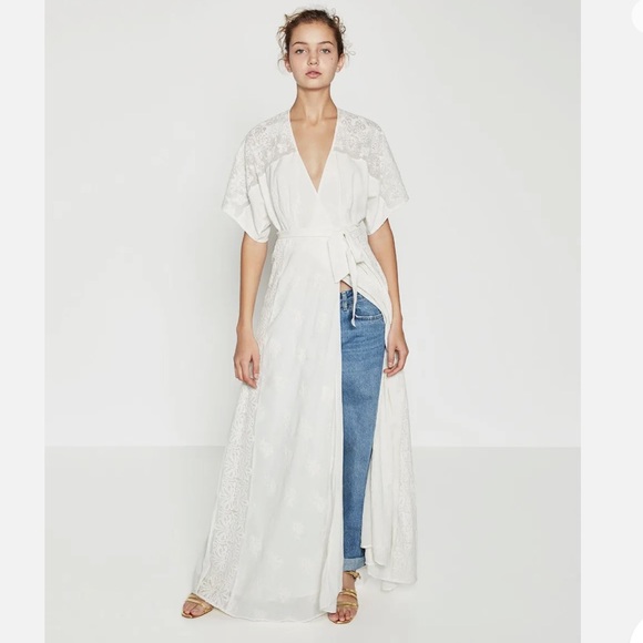 Zara White Embroidered Dress - Picture 2 of 6